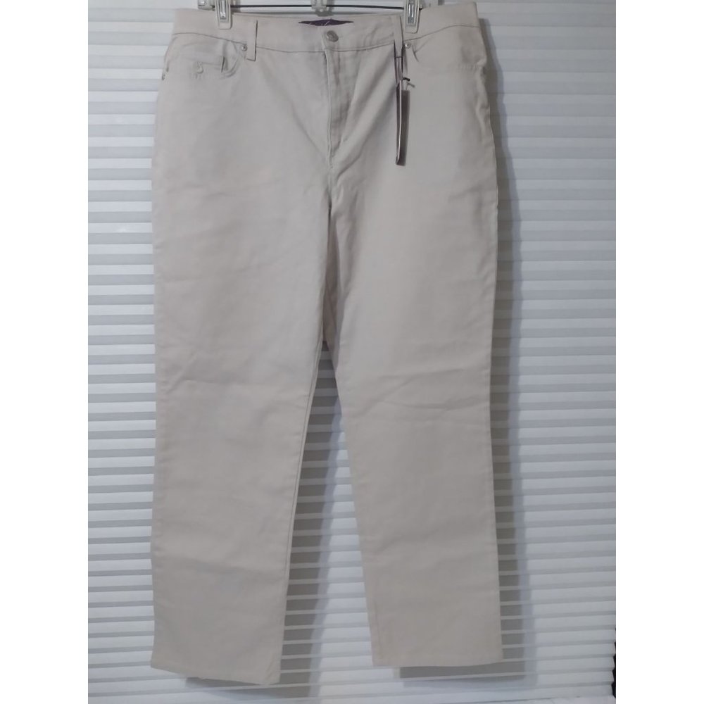 GLORIA VANDERBILT WOMEN AMANDA JEANS.